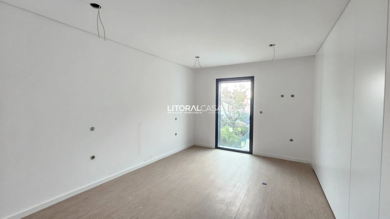 Apartamento T2 para Venda em Esgueira Foto 9