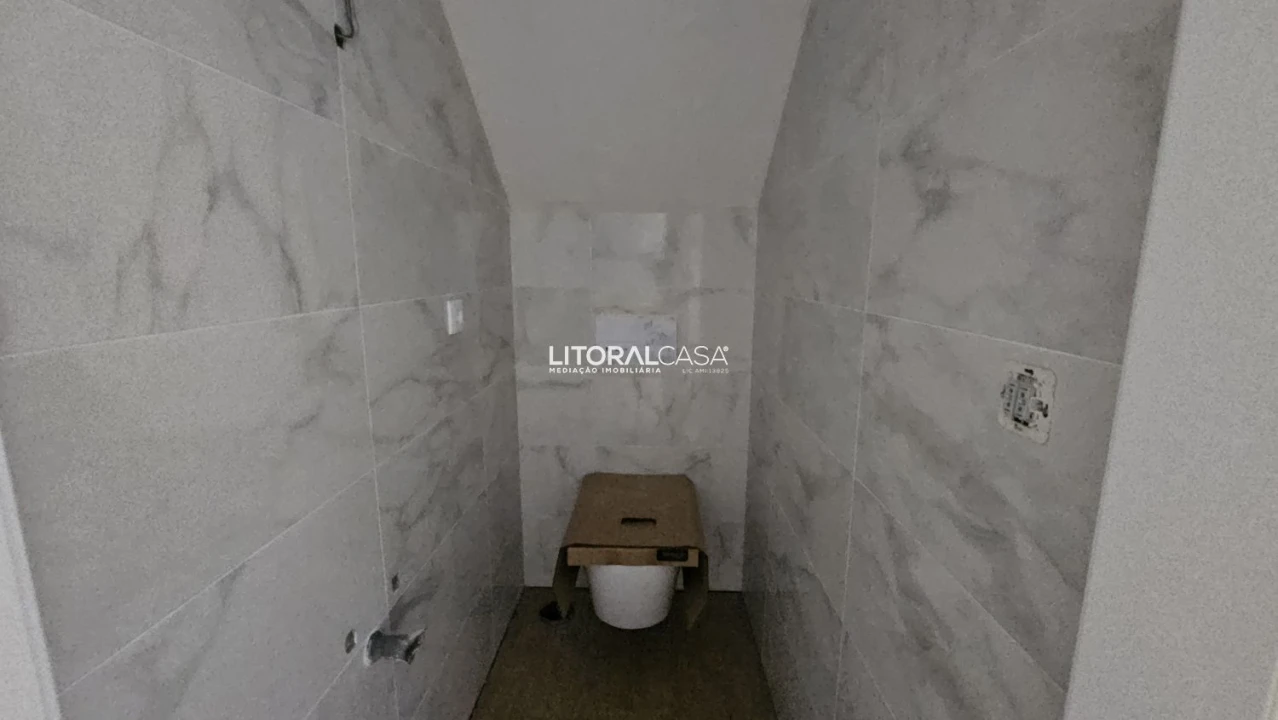 Apartamento T2 para Venda em Esgueira Foto 11