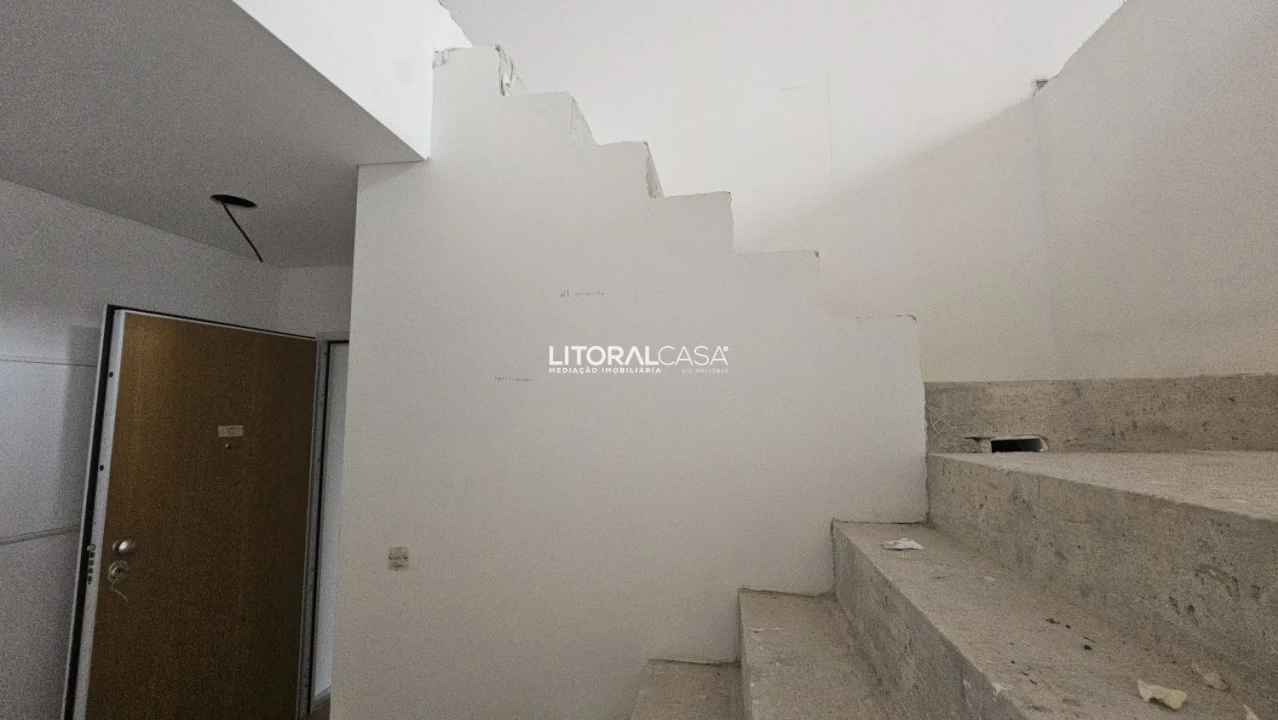 Apartamento T2 para Venda em Esgueira Foto 13