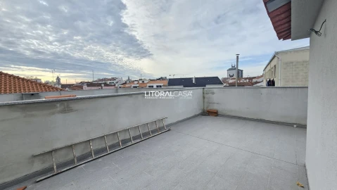 Apartamento T2 para Venda em Esgueira