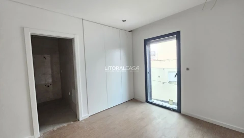 Apartamento T2 para Venda em Esgueira
