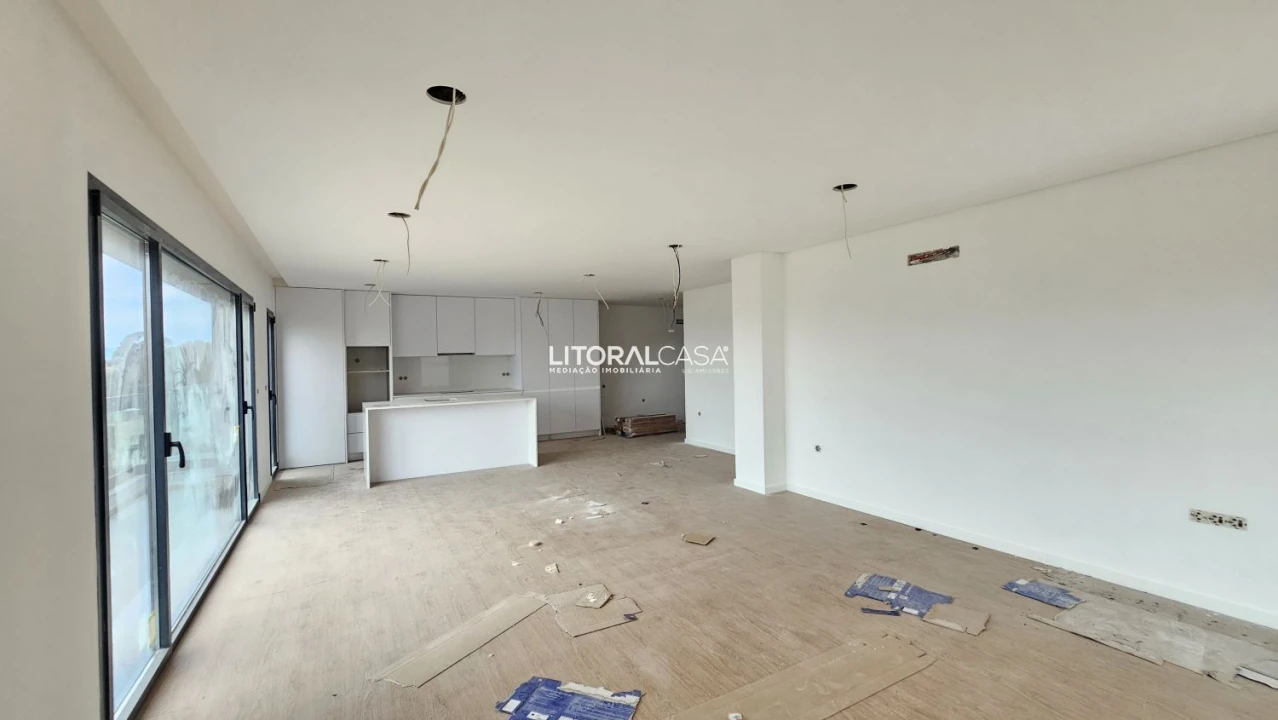 Apartamento T2 para Venda em Esgueira Foto 5