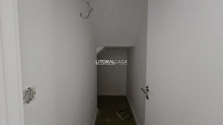 Apartamento T2 para Venda em Esgueira Foto 6
