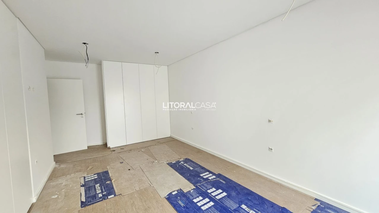 Apartamento T2 para Venda em Esgueira Foto 14
