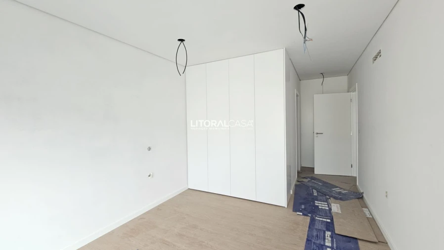 Apartamento T2 para Venda em Esgueira Foto 6