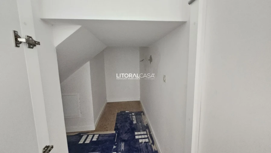 Apartamento T2 para Venda em Esgueira Foto 8