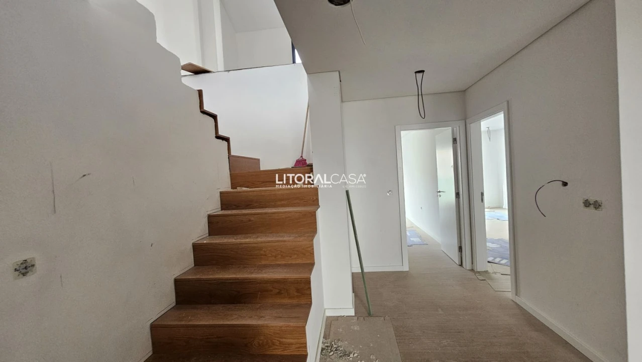Apartamento T2 para Venda em Esgueira Foto 1