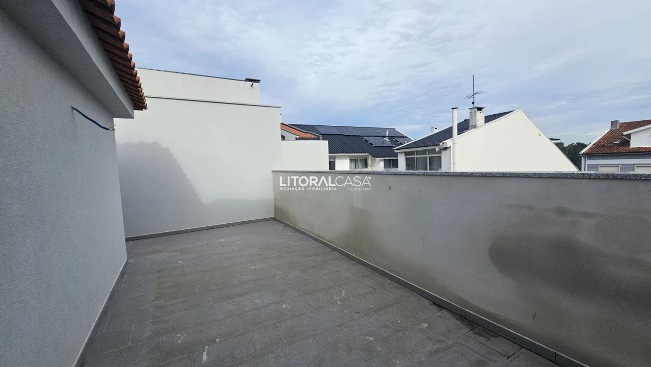 Apartamento T2 para Venda em Esgueira Foto 12