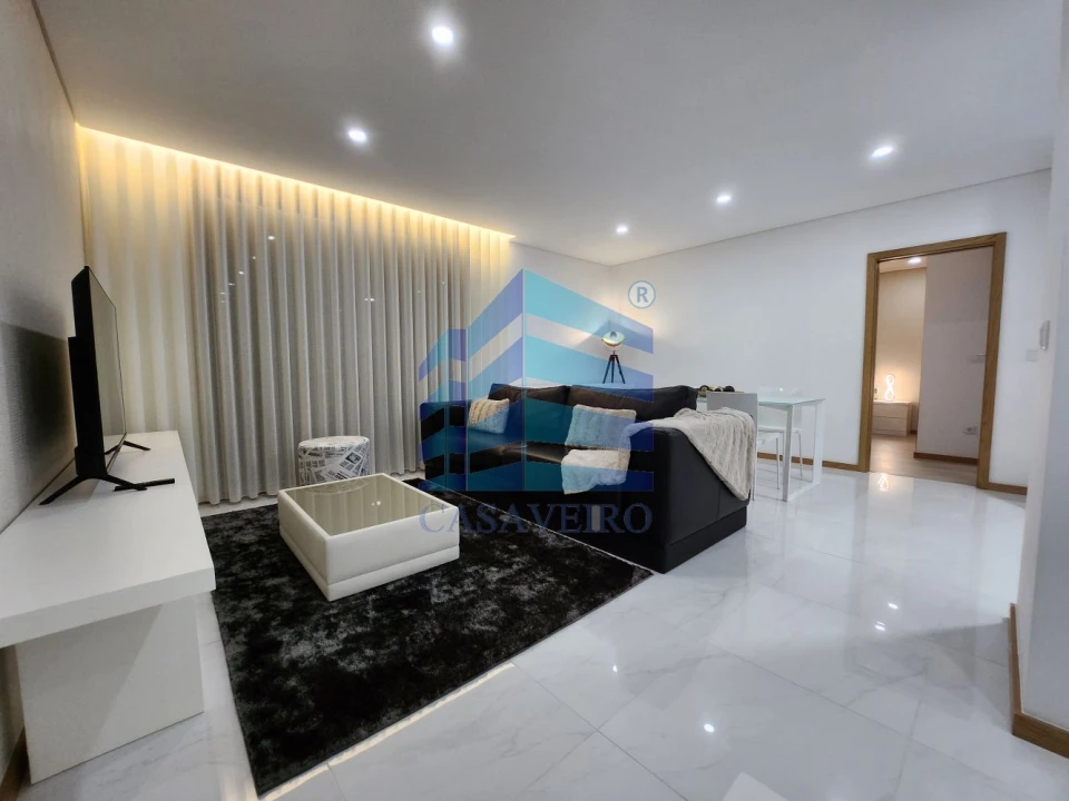 Apartamento T1 para Venda em Glória e Vera Cruz Foto 1