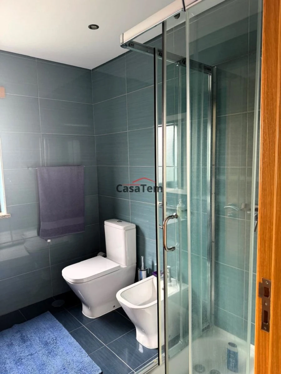 Moradia T3 para Venda em Fataunços e Figueiredo das Donas Foto 17