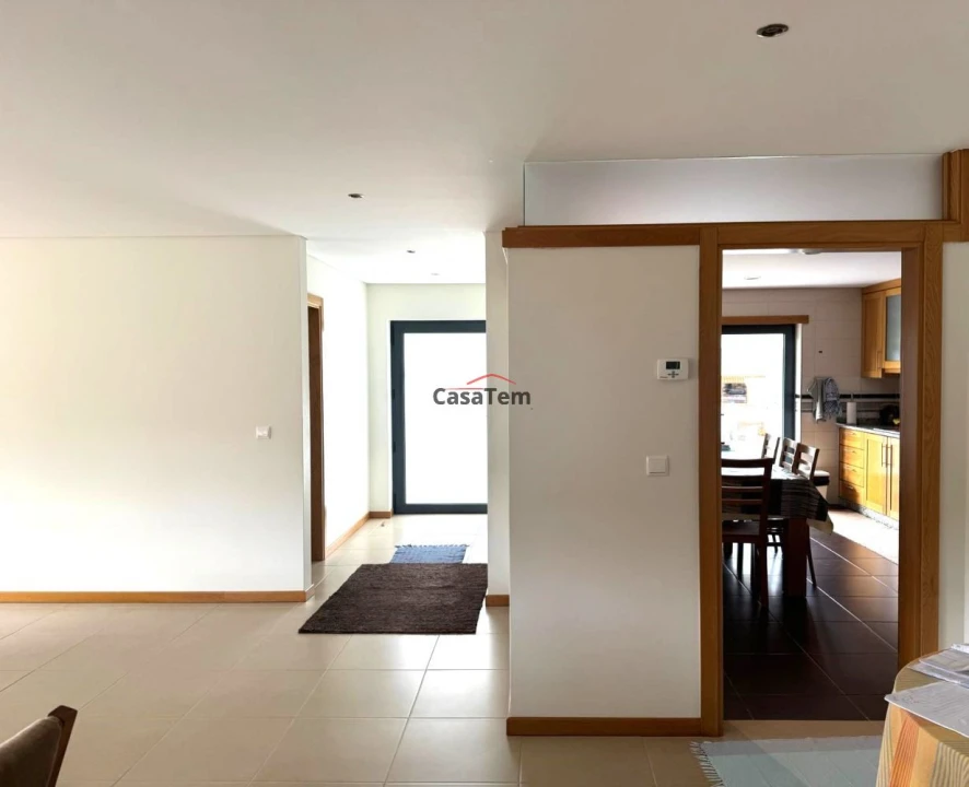 Moradia T3 para Venda em Fataunços e Figueiredo das Donas Foto 4