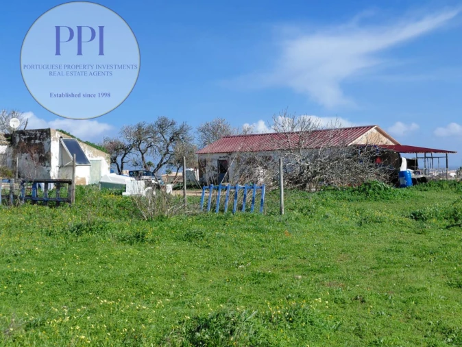 Moradia T2 para Venda em Lagos (São Sebastião e Santa Maria) Foto 14