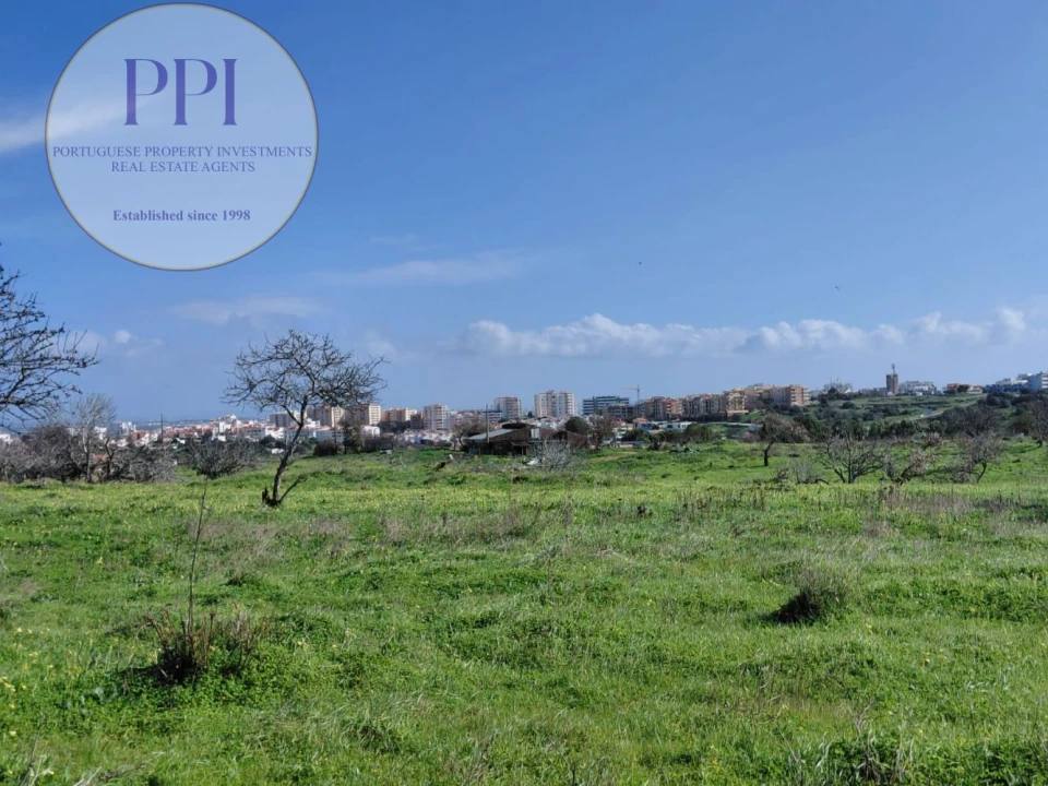 Moradia T2 para Venda em Lagos (São Sebastião e Santa Maria) Foto 23