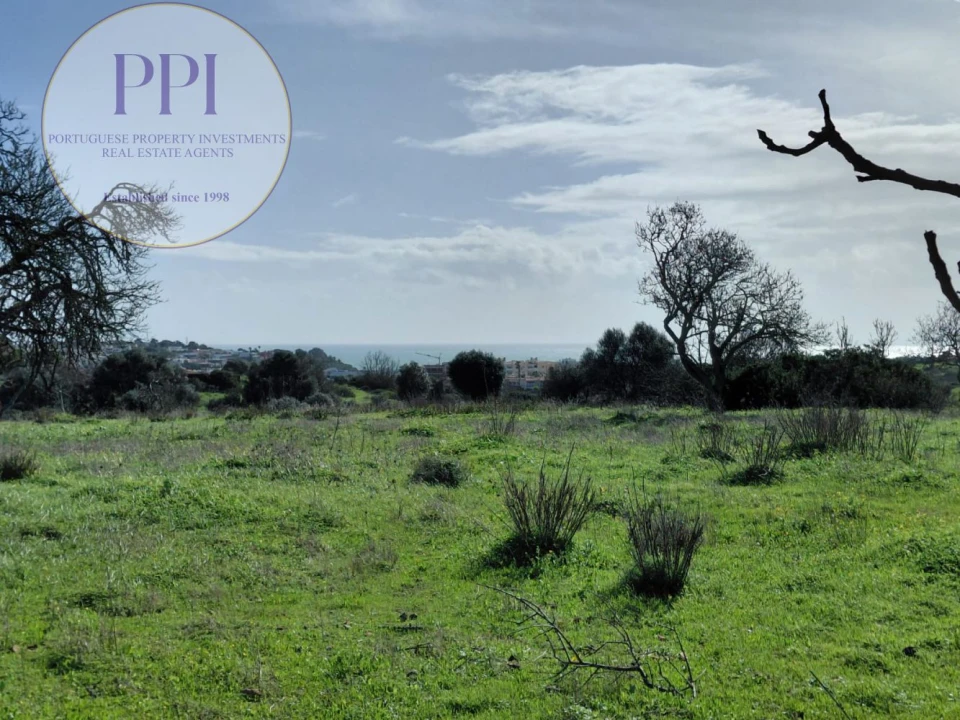 Moradia T2 para Venda em Lagos (São Sebastião e Santa Maria) Foto 22