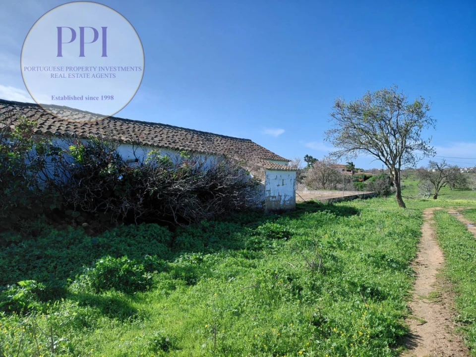 Moradia T2 para Venda em Lagos (São Sebastião e Santa Maria) Foto 6