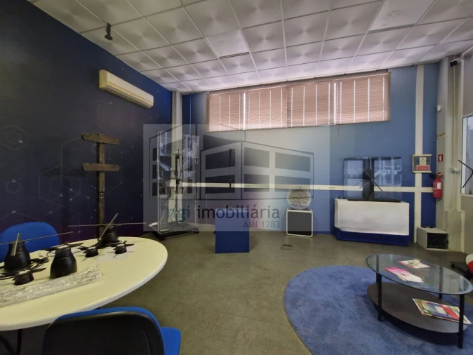 Loja para Venda em Odivelas Foto 3