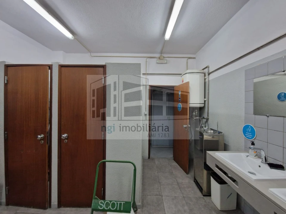 Loja para Venda em Odivelas Foto 9