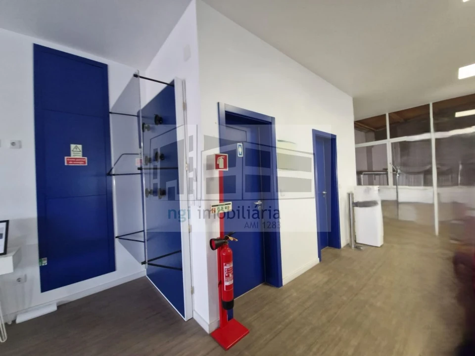 Loja para Venda em Odivelas Foto 20