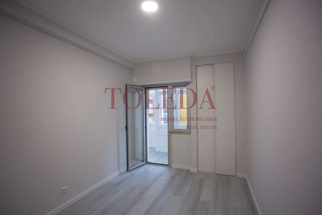 Apartamento T2 para Venda em Oeiras e São Julião da Barra, Paço de Arcos e Caxias Foto 27