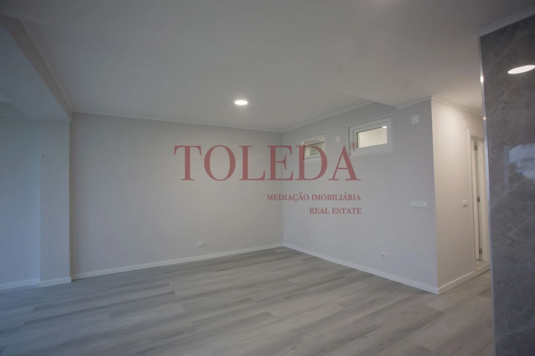 Apartamento T2 para Venda em Oeiras e São Julião da Barra, Paço de Arcos e Caxias Foto 7