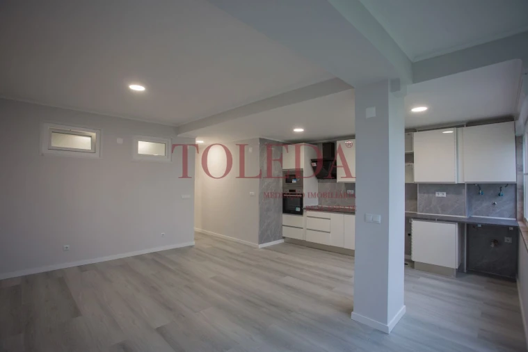 Apartamento T2 para Venda em Oeiras e São Julião da Barra, Paço de Arcos e Caxias Foto 9