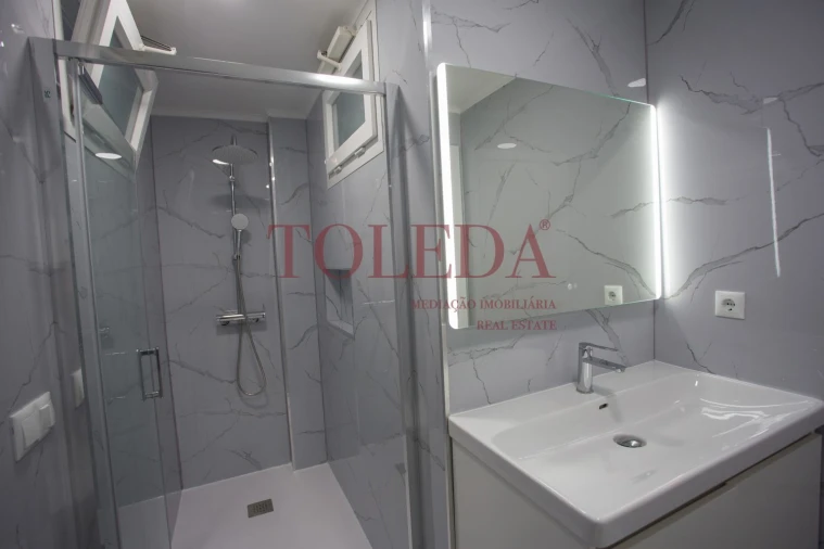 Apartamento T2 para Venda em Oeiras e São Julião da Barra, Paço de Arcos e Caxias Foto 12