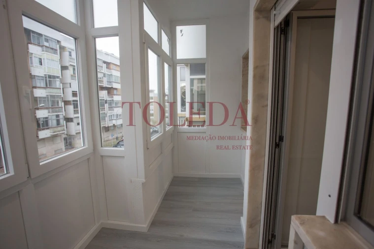 Apartamento T2 para Venda em Oeiras e São Julião da Barra, Paço de Arcos e Caxias Foto 21