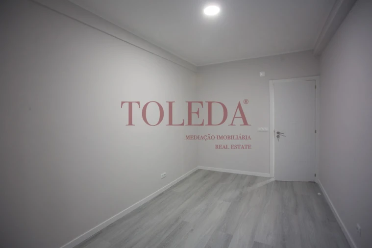 Apartamento T2 para Venda em Oeiras e São Julião da Barra, Paço de Arcos e Caxias Foto 23