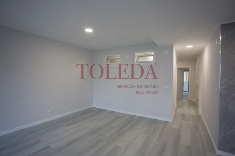 Apartamento T2 para Venda em Oeiras e São Julião da Barra, Paço de Arcos e Caxias Foto 35