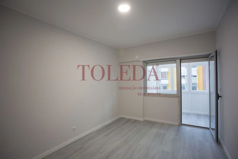 Apartamento T2 para Venda em Oeiras e São Julião da Barra, Paço de Arcos e Caxias Foto 16