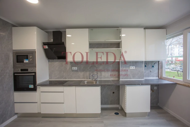 Apartamento T2 para Venda em Oeiras e São Julião da Barra, Paço de Arcos e Caxias Foto 3