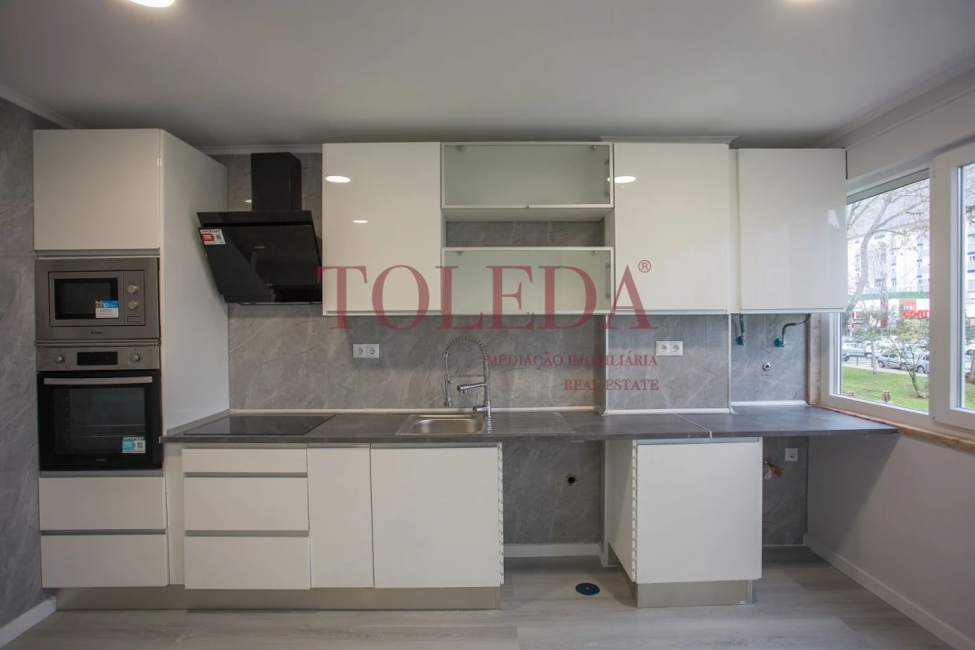 Apartamento T2 para Venda em Oeiras e São Julião da Barra, Paço de Arcos e Caxias Foto 4