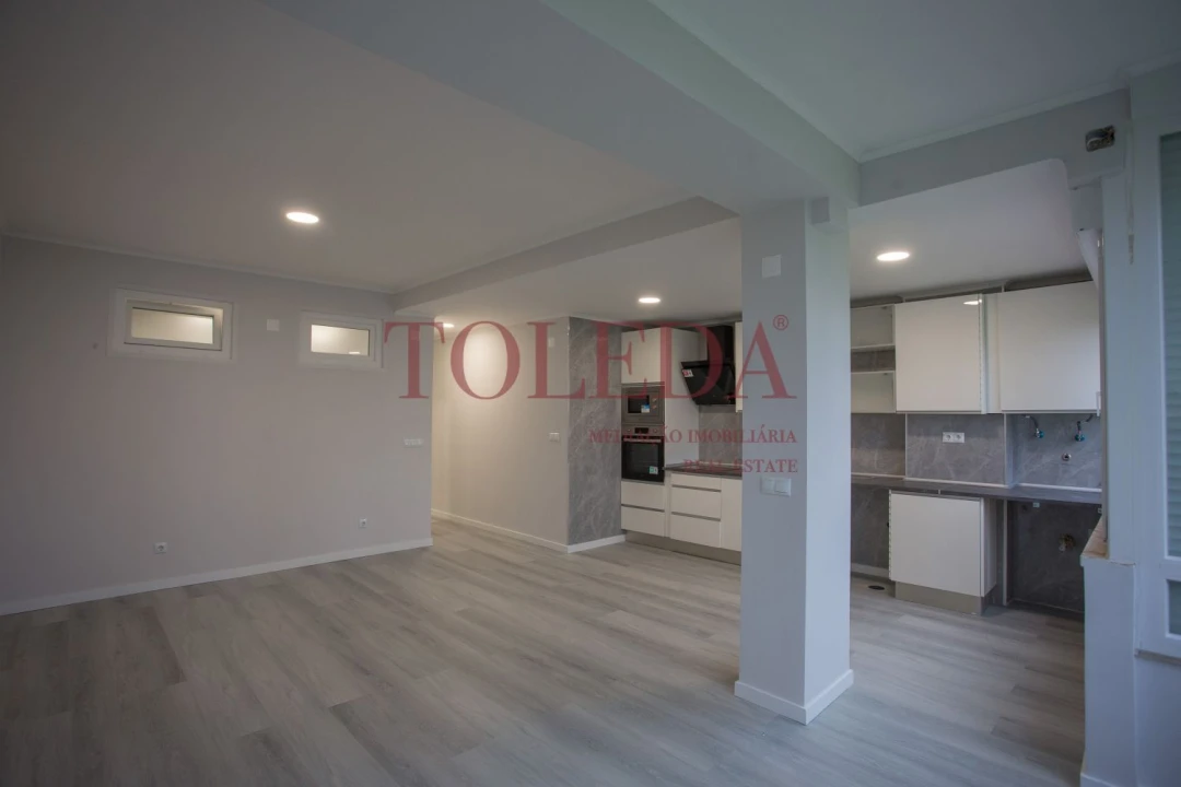 Apartamento T2 para Venda em Oeiras e São Julião da Barra, Paço de Arcos e Caxias Foto 8