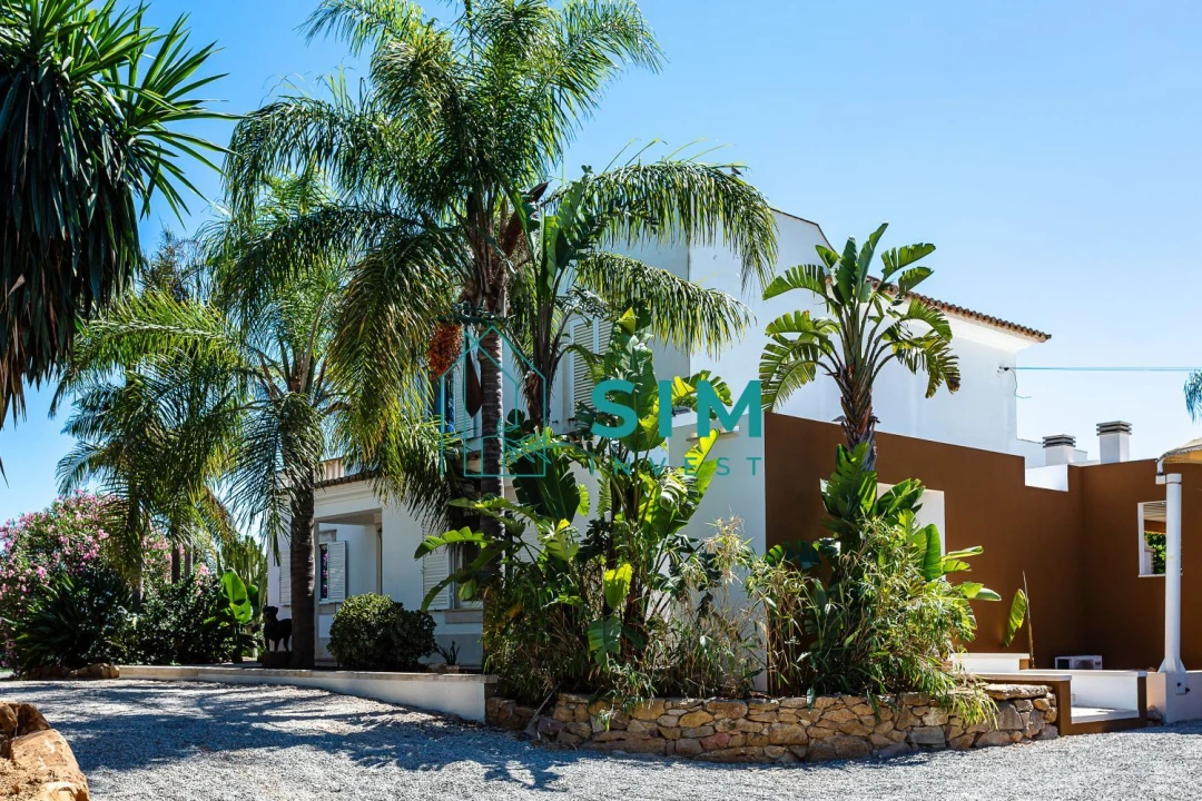 Moradia T5 para Venda em Luz de Tavira e Santo Estêvão Foto 8