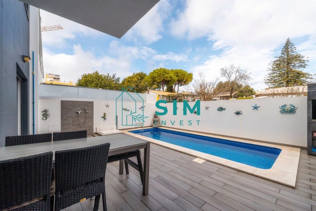 Moradia T4 para Venda em Tavira (Santa Maria e Santiago) Foto 2