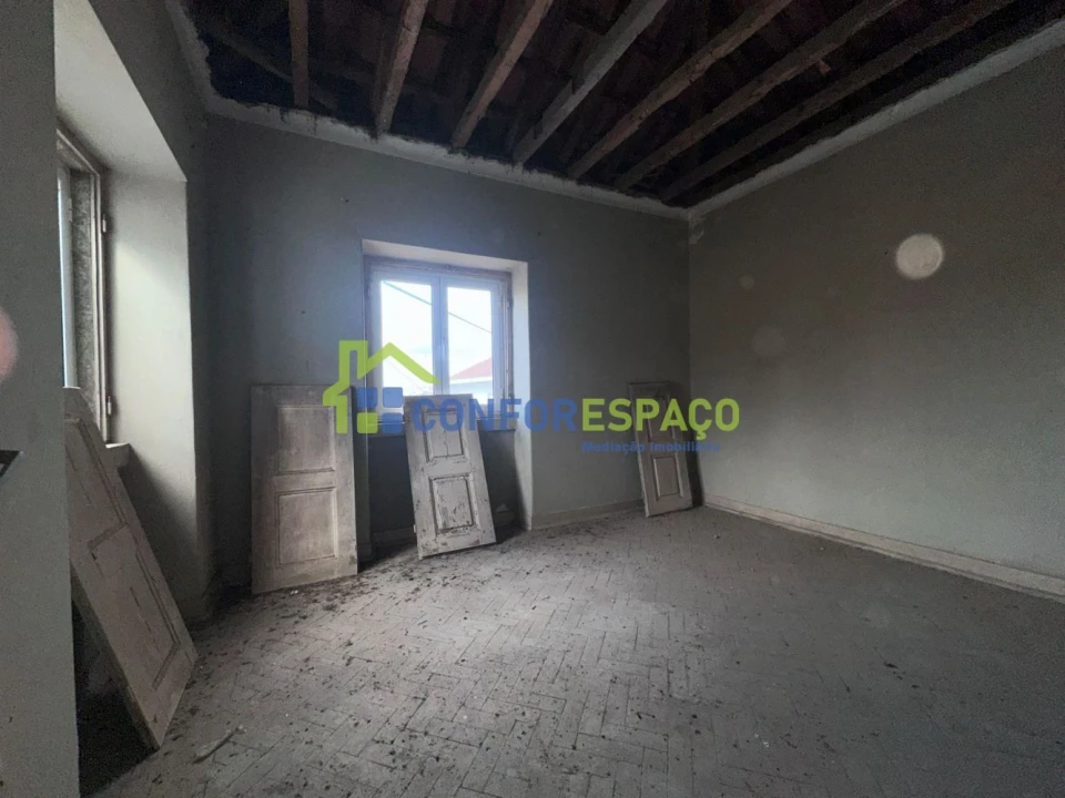 Moradia T3 para Venda em Escalos de Cima e Lousa Foto 22