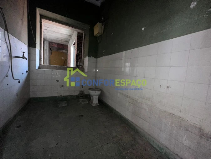 Moradia T3 para Venda em Escalos de Cima e Lousa Foto 10