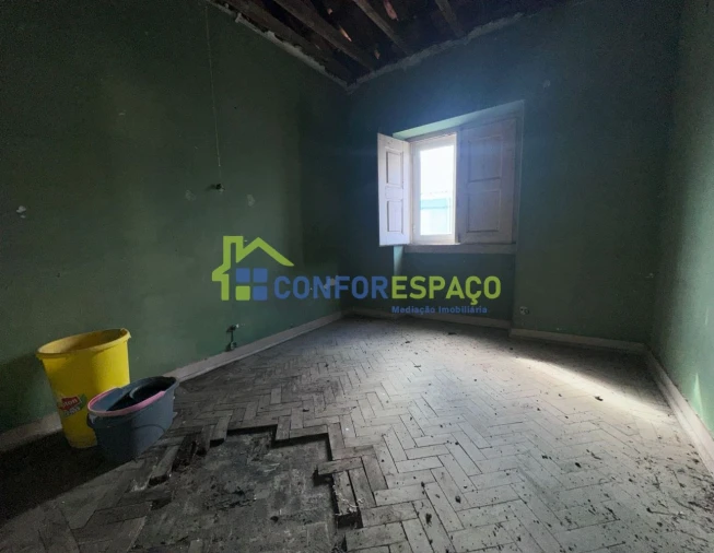 Moradia T3 para Venda em Escalos de Cima e Lousa Foto 14