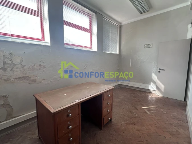 Moradia T3 para Venda em Escalos de Cima e Lousa Foto 8