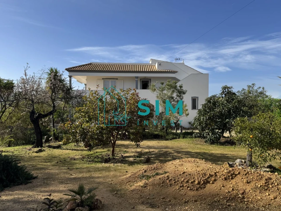 Moradia T5 para Venda em Moncarapacho e Fuseta Foto 1