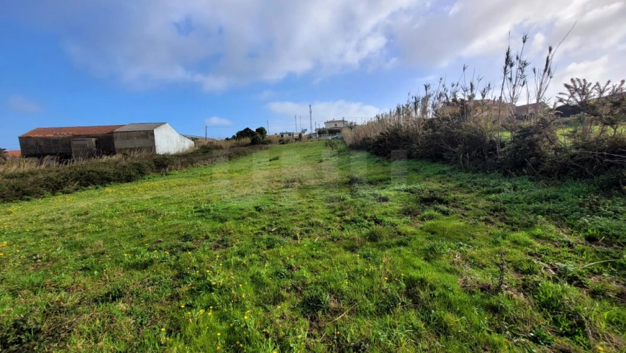 Terreno para Venda em Usseira Foto 9