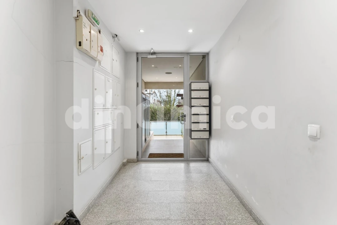 Apartamento T3 para Venda em Seide Foto 34
