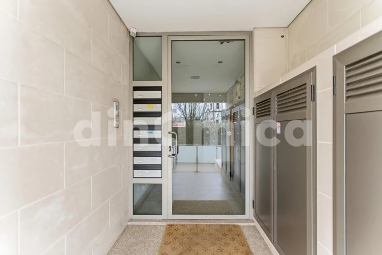 Apartamento T3 para Venda em Seide Foto 33