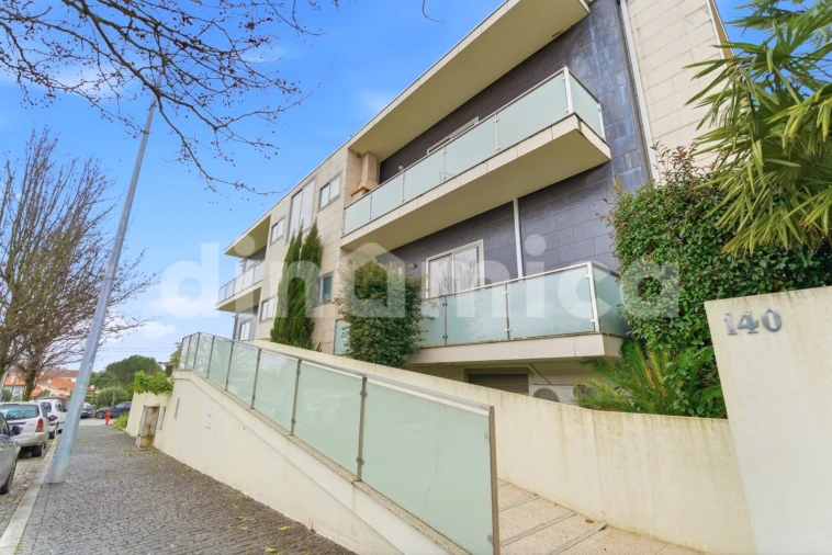 Apartamento T3 para Venda em Seide Foto 35