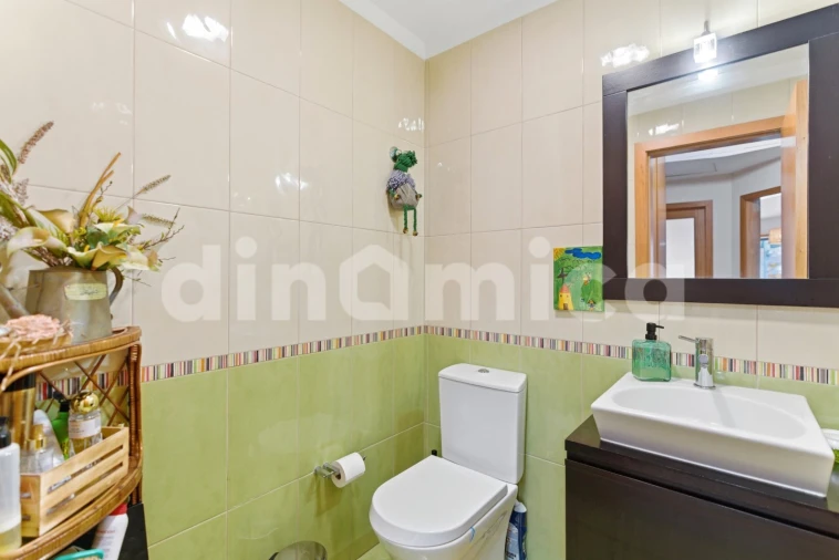 Apartamento T3 para Venda em Seide Foto 13