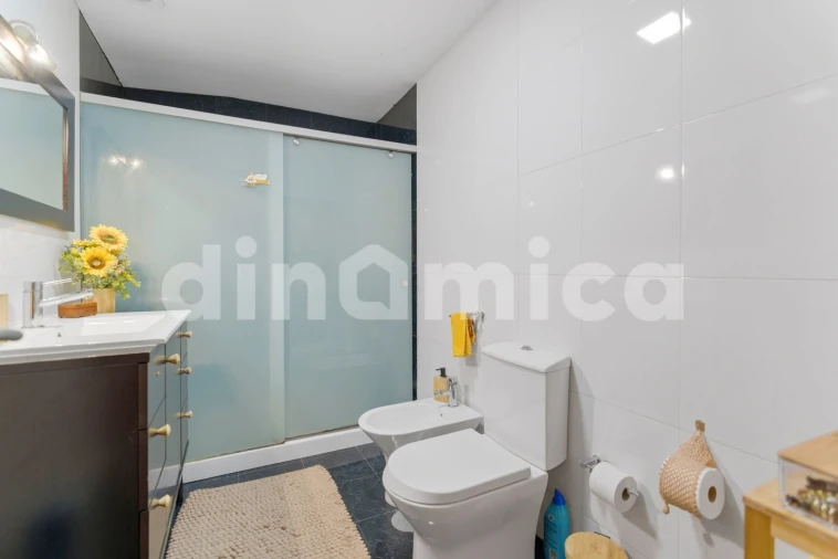 Apartamento T3 para Venda em Seide Foto 23