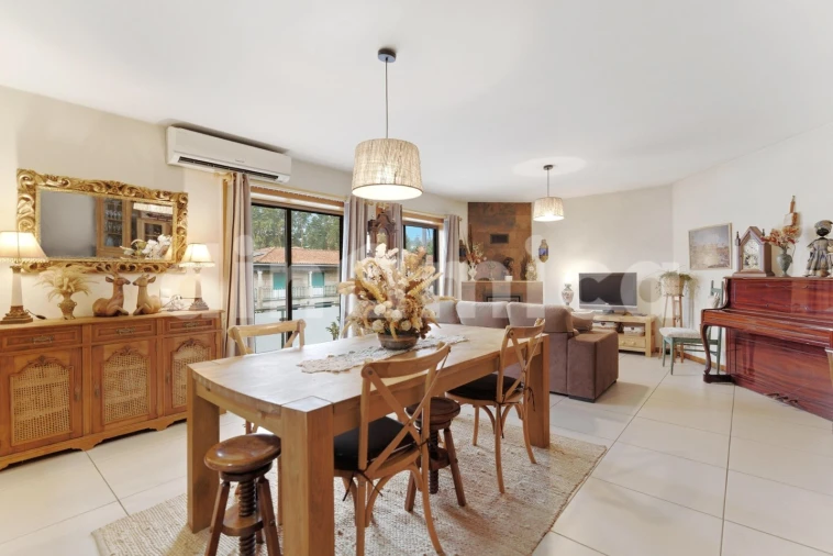 Apartamento T3 para Venda em Seide Foto 10