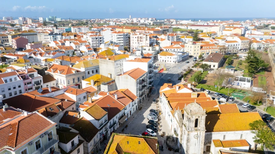 Prédio para Venda em Peniche Foto 10