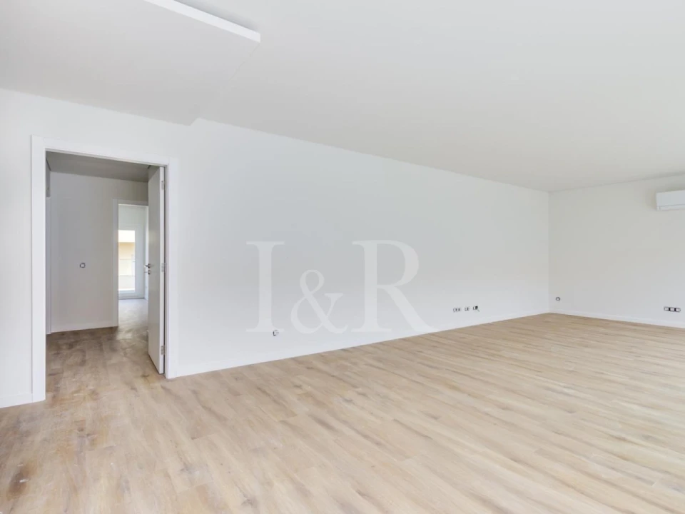 Apartamento T4 para Venda em Almada, Cova da Piedade, Pragal e Cacilhas Foto 6