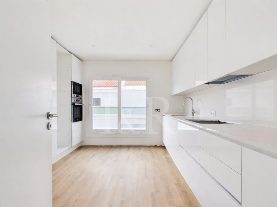 Apartamento T4 para Venda em Almada, Cova da Piedade, Pragal e Cacilhas Foto 7